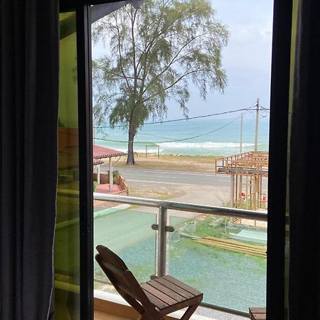 Eleven25 Roomstay Дунгун Екстериор снимка