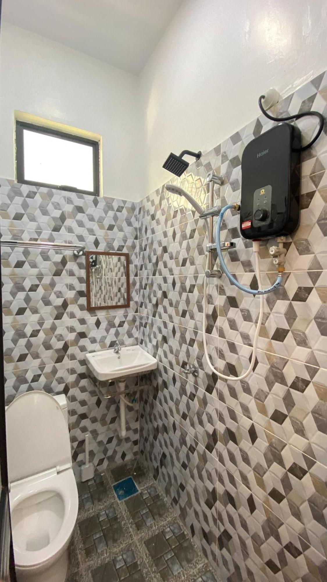 Eleven25 Roomstay Дунгун Екстериор снимка