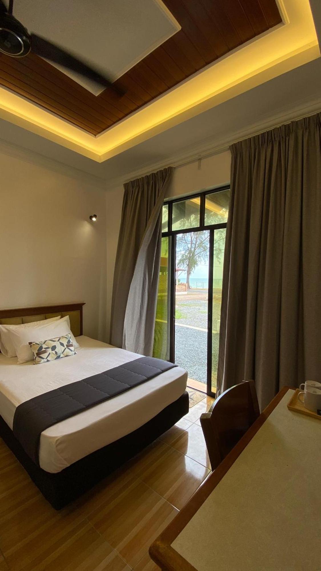 Eleven25 Roomstay Дунгун Екстериор снимка