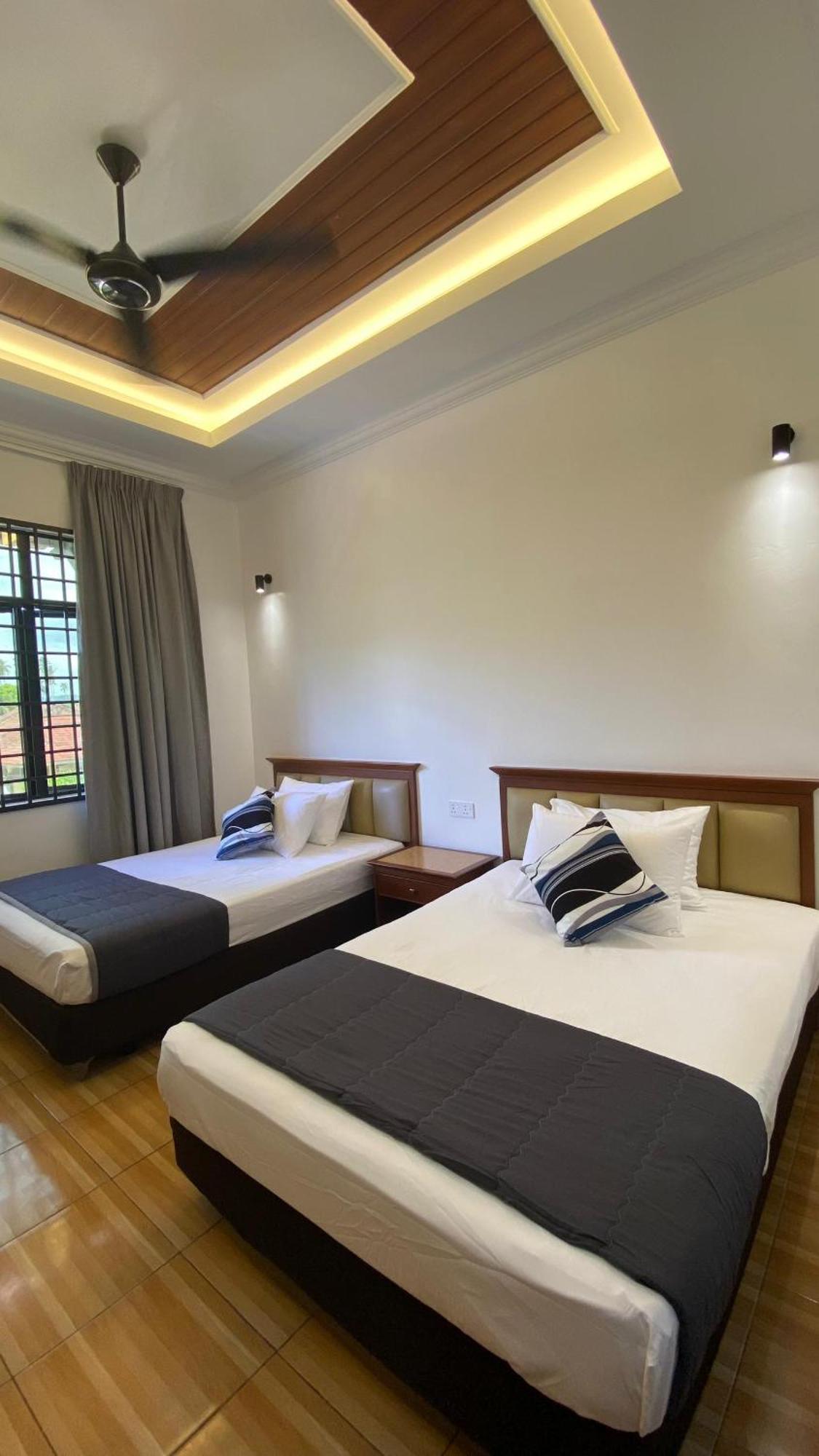 Eleven25 Roomstay Дунгун Екстериор снимка