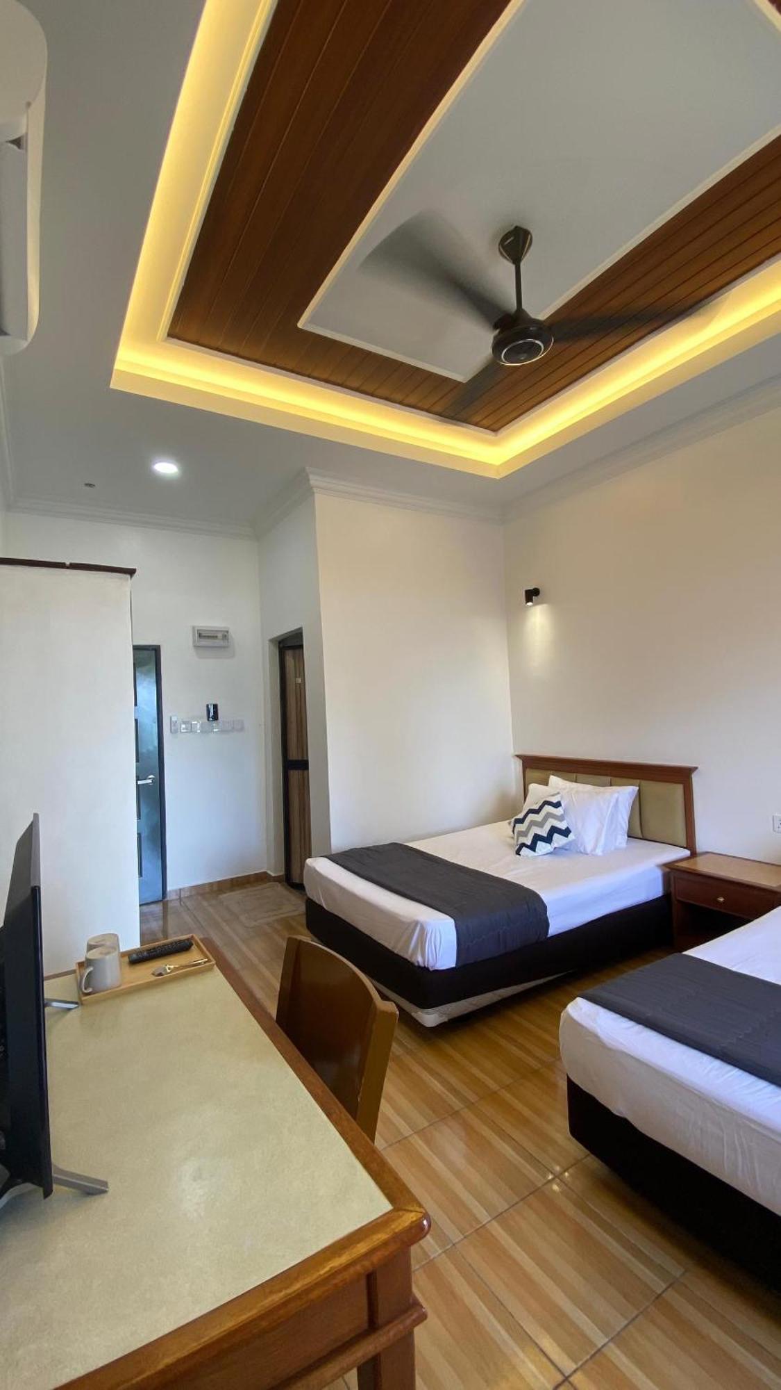 Eleven25 Roomstay Дунгун Екстериор снимка