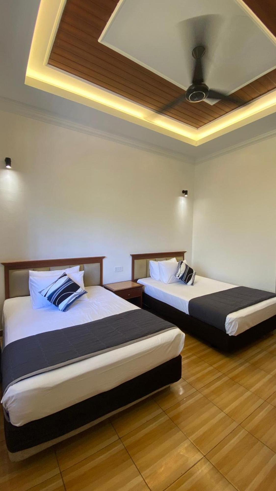 Eleven25 Roomstay Дунгун Екстериор снимка