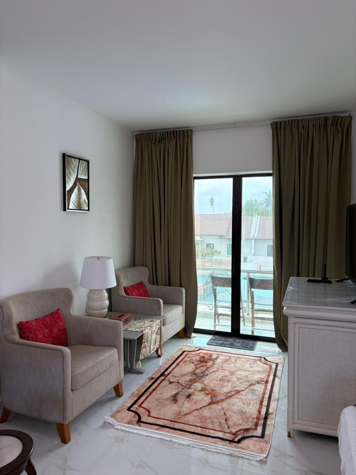 Eleven25 Roomstay Дунгун Екстериор снимка